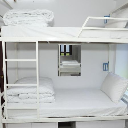 The Mama Hotel - Rooms And Dormitory Удайпур Екстериор снимка